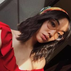 Meet your Posher, Caitlyn